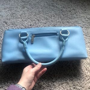 Primeware insulated wine clutch